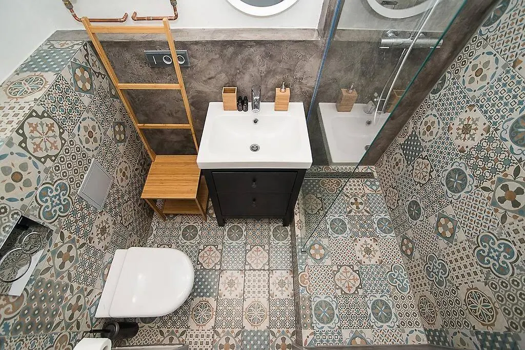 Central Designer Studio By Beautiful Park & Church Prague Apartment